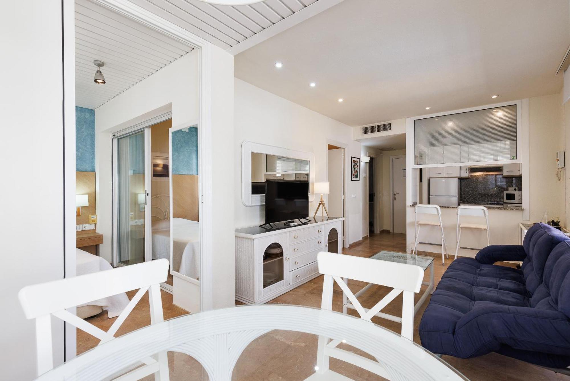 Uhc Center Apartments Salou Dış mekan fotoğraf