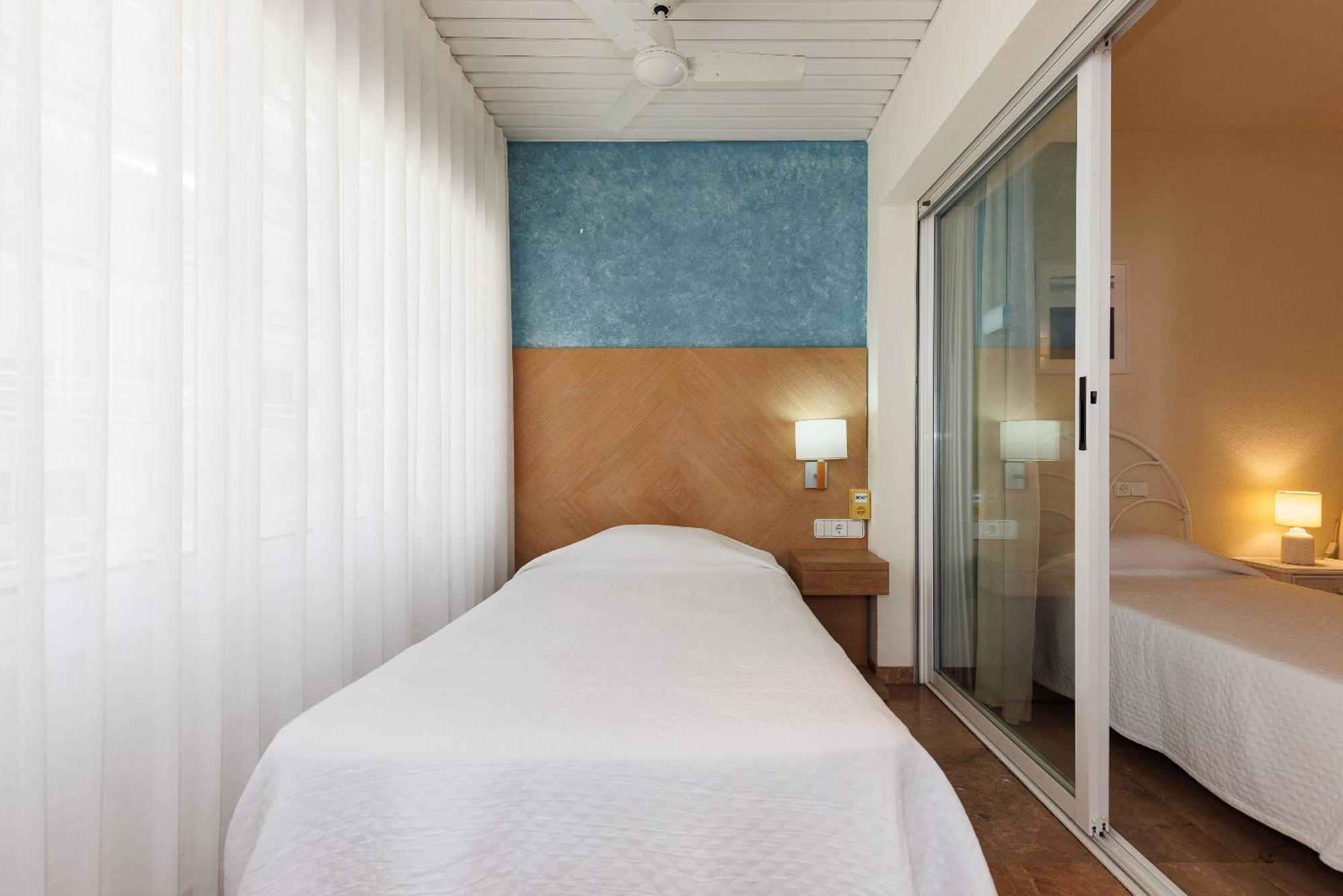 Uhc Center Apartments Salou Dış mekan fotoğraf