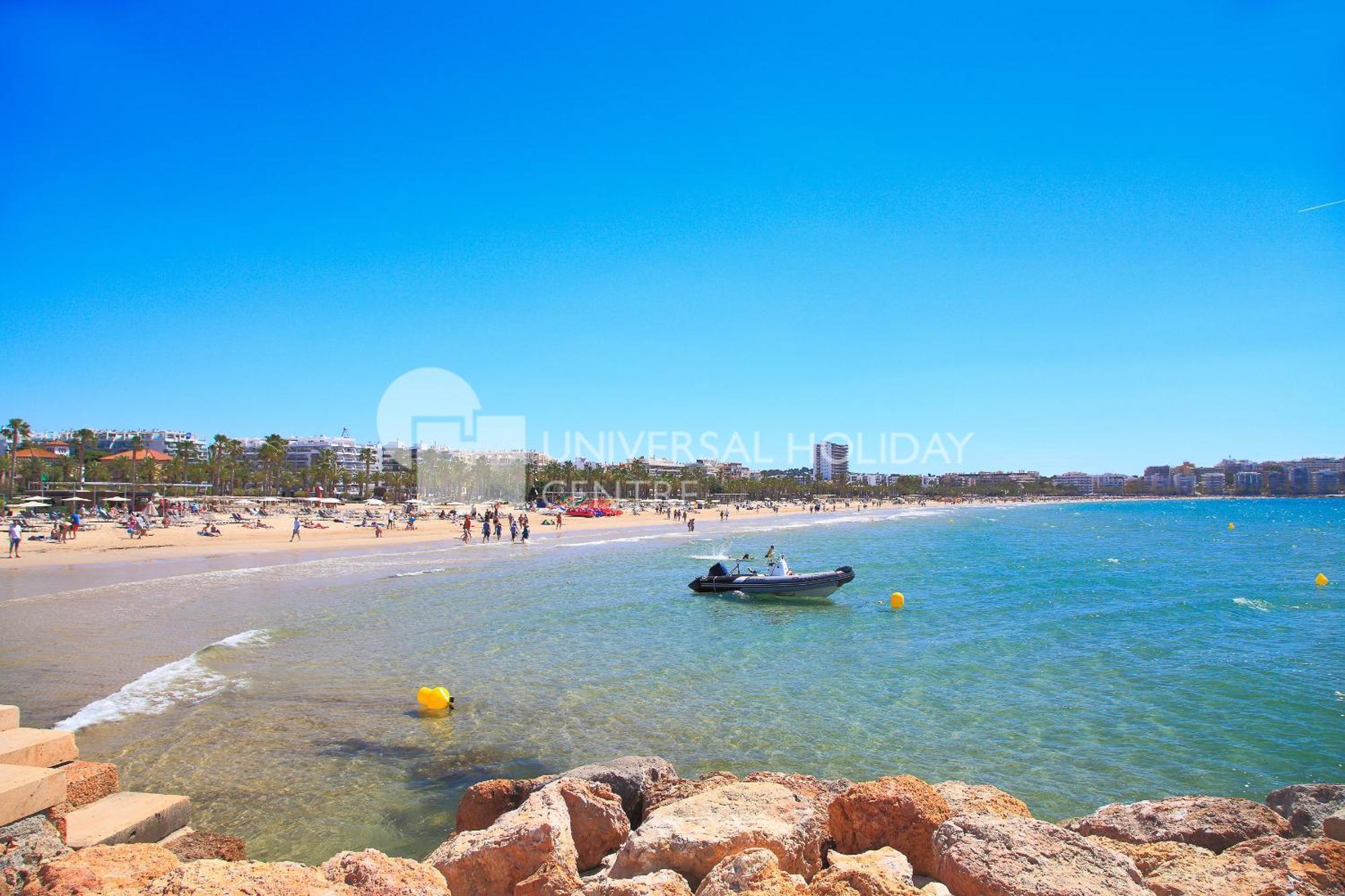 Uhc Center Apartments Salou Oda fotoğraf